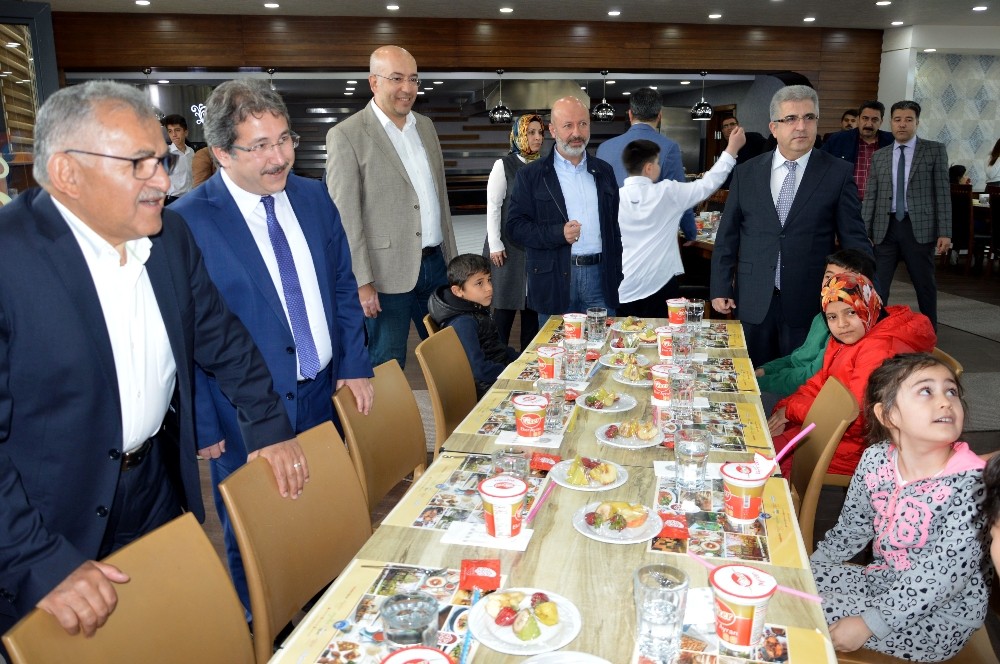 Tip 1 Diyabetli Çocuklara Moral Etkinliği 