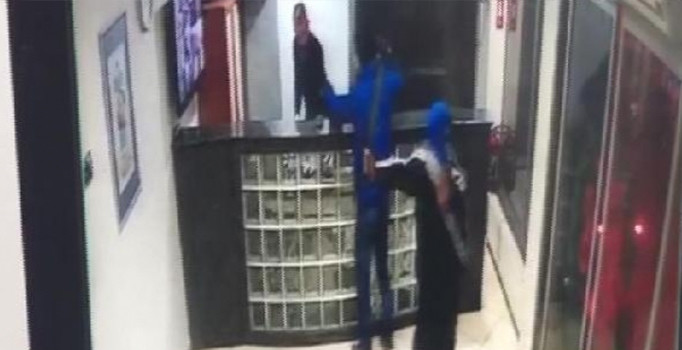 Tıp merkezini soyan Palalı gaspçılar tutuklandı