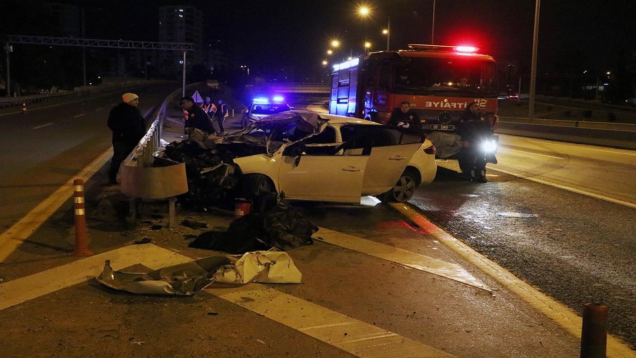 TIR ile otomobil çarpıştı: 1 ölü