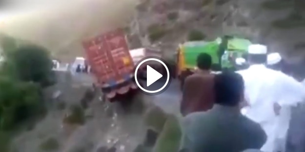 TIR şoföründen müthiş kurtarış geldi