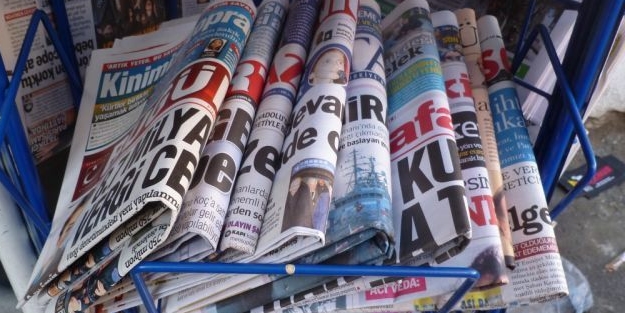 Zaman gazetesi erimeye devam ediyor