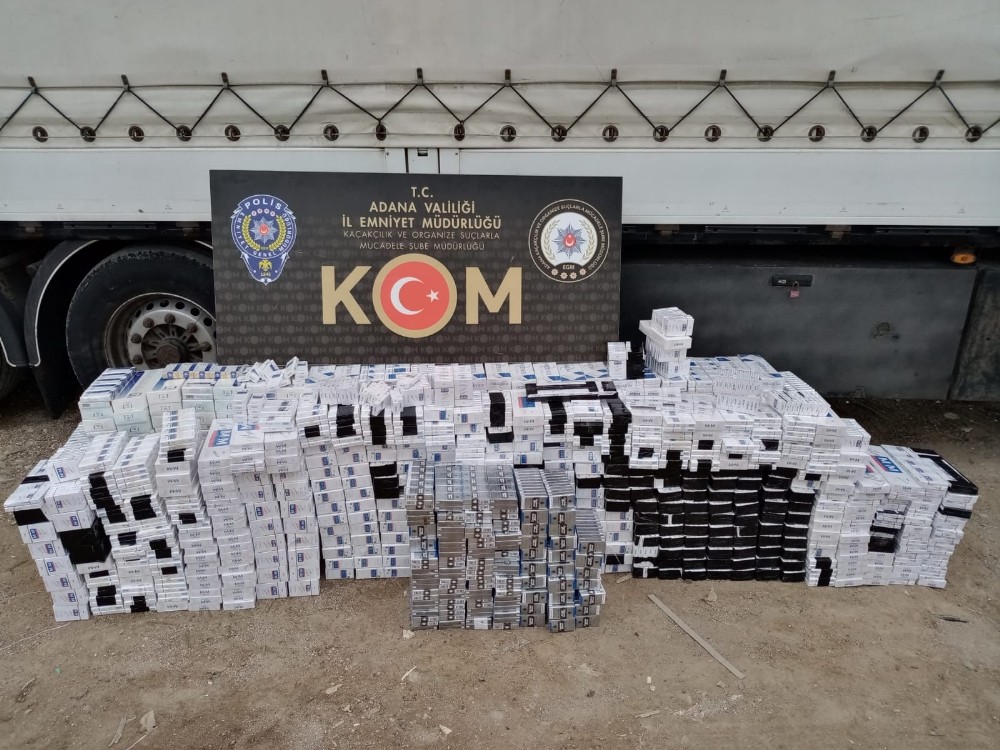 Tırdan 9 bin 900 paket kaçak sigara çıktı 