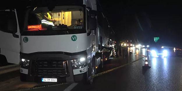 TIR'ın altında 200 metre sürüklendi