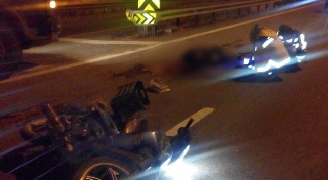 Tırın çarptığı motosikletli öldü