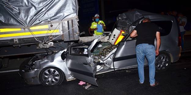 Tırla otomobil çarpıştı: 1 ölü