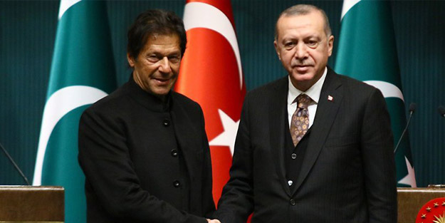 Tiyatro Sanatçısı Haşim Akten Müslüman Kürtlere sordu: Dinsiz bir terör devleti mi? İnancınla hür yaşayacağın Türkiye mi?