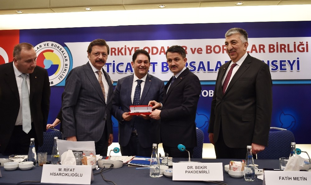 TOBB Borsalar Konseyi toplantısı Tarım Bakanı Dr. Pakdemirli’nin katılımı ile yapıldı. 