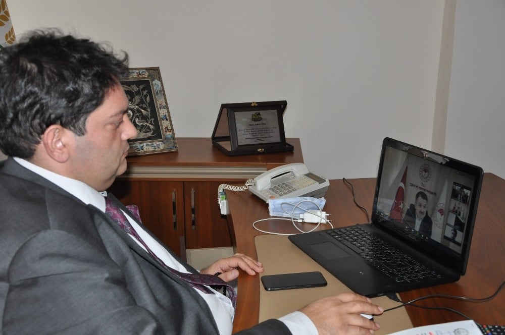 TOBB Borsalar Konseyi Üyeleri telekonferans ile bir araya geldi 