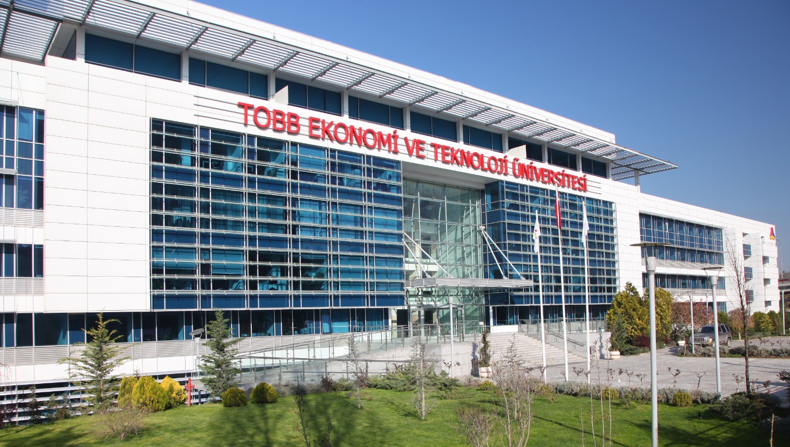 TOBB Ekonomi ve Teknoloji Üniversitesi Araştırma Görevlisi alıyor