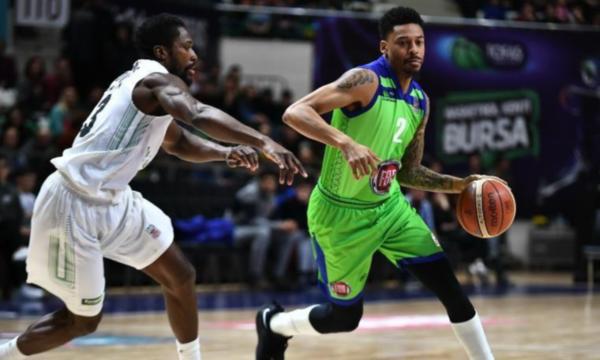 TOFAŞ Darüşşafaka'yı 80-72'i mağlup etti
