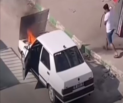 Tofaş seyir halindeyken cayır cayır yandı! O anlar böyle görüntülendi!