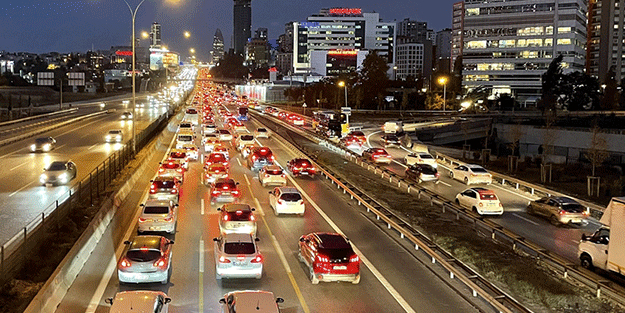 Togg filan diyoruz ama yerli oto kan kaybediyor