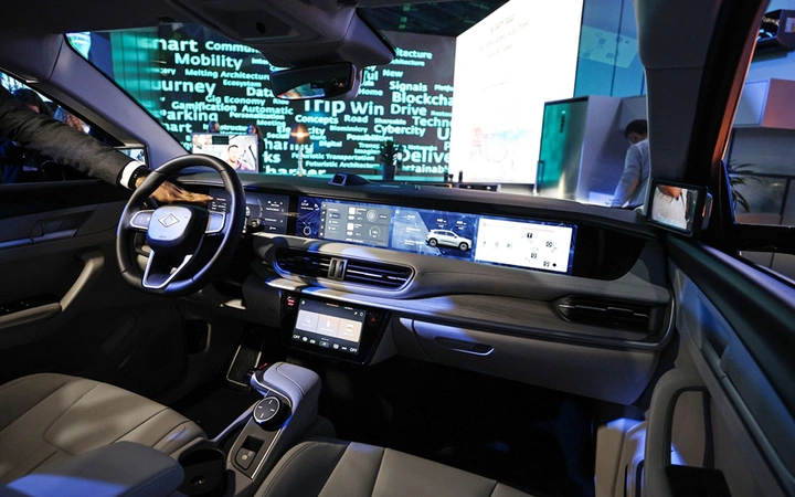 Togg'un içindeki detaylar ortaya çıktı! Meğer, torpidoda sürücüye bakan cihaz...