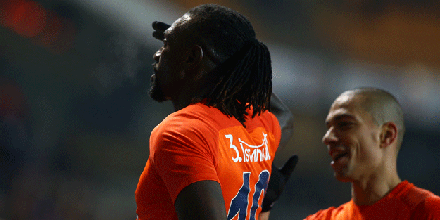 Togolu futbolcudan anlamlı hareket! Türk askerine...