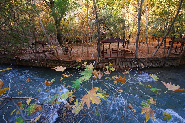 Tohma Kanyonu’nda güz renkleri