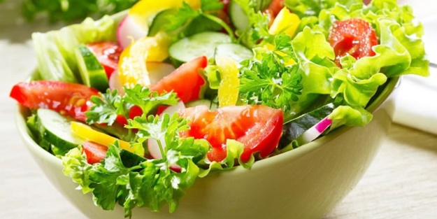 Tok tutan diyet salata nasıl yapılır? Kolay hazırlanabilir diyet salata tarifleri