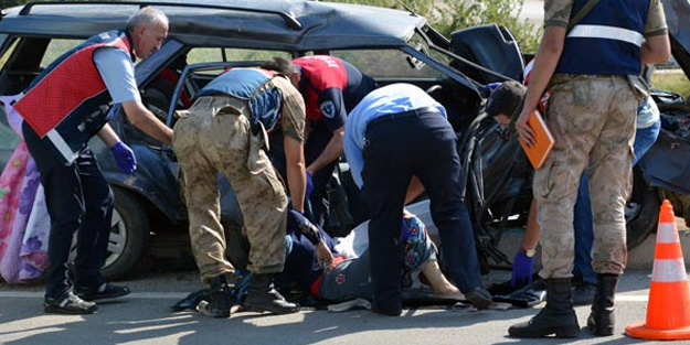 Tokat Niksar'da feci kaza! 1 ölü, 8 yaralı
