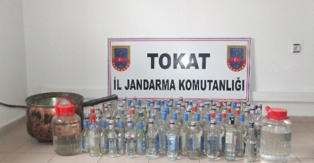 Tokat’ta sahte rakı operasyonu