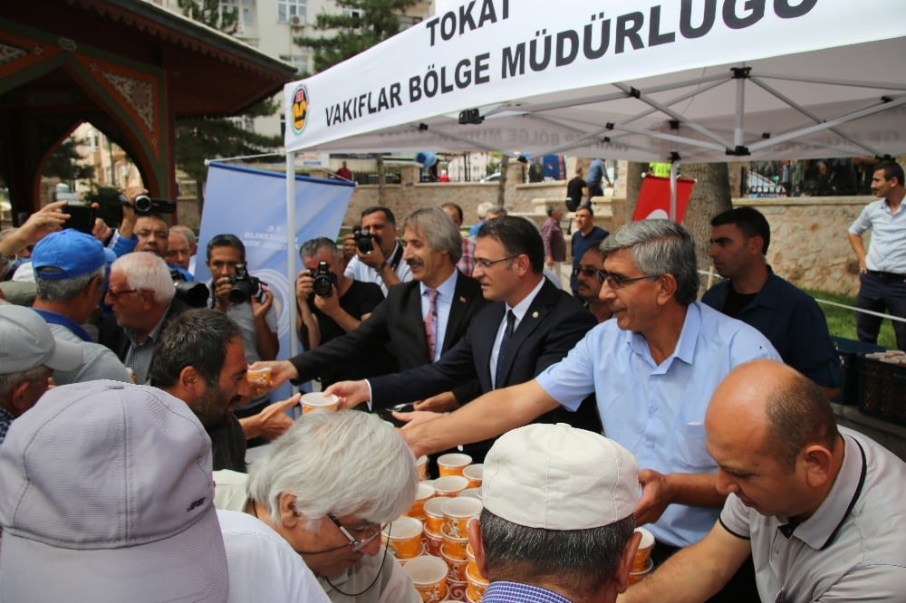 Tokat’ta 3 bin kişiye aşure ikramı 