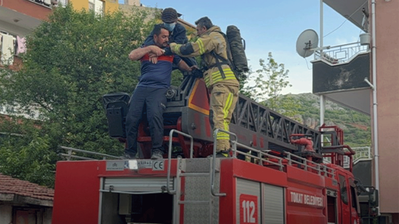 Tokat'ta fareleri kovmak isterken apartman sakinlerini hastanelik etti!