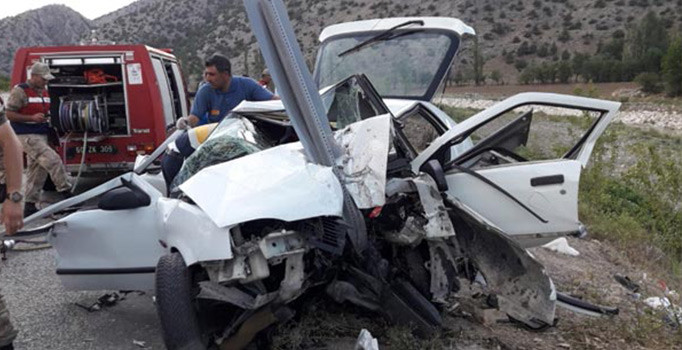 Tokat'ta feci kaza: 2 ölü, 4 yaralı