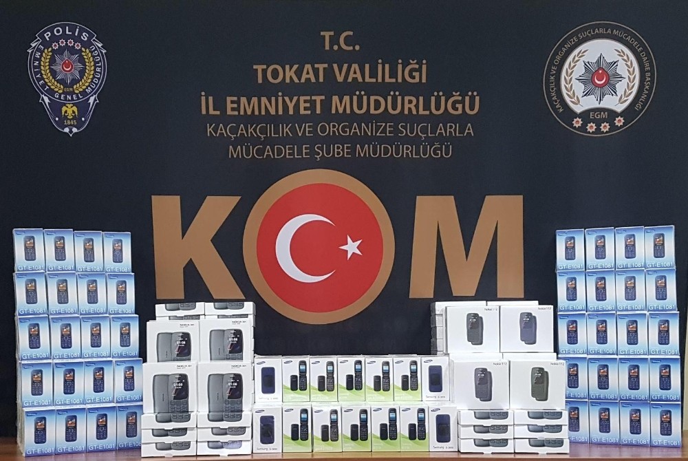 Tokat’ta kaçak sigara imalathanesi ile cep telefonu operasyonu 
