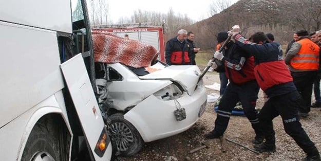 Tokat'ta korkunç kaza! 3 ölü, 5 yaralı