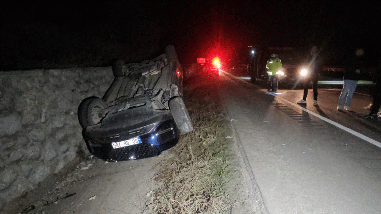 Tokat'ta korkutan kaza: Bu araçtan sağ kurtuldular!