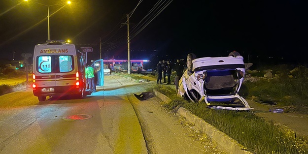 Tokat'ta otomobil devrildi