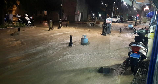 Tokat’ta sağanak yağış...