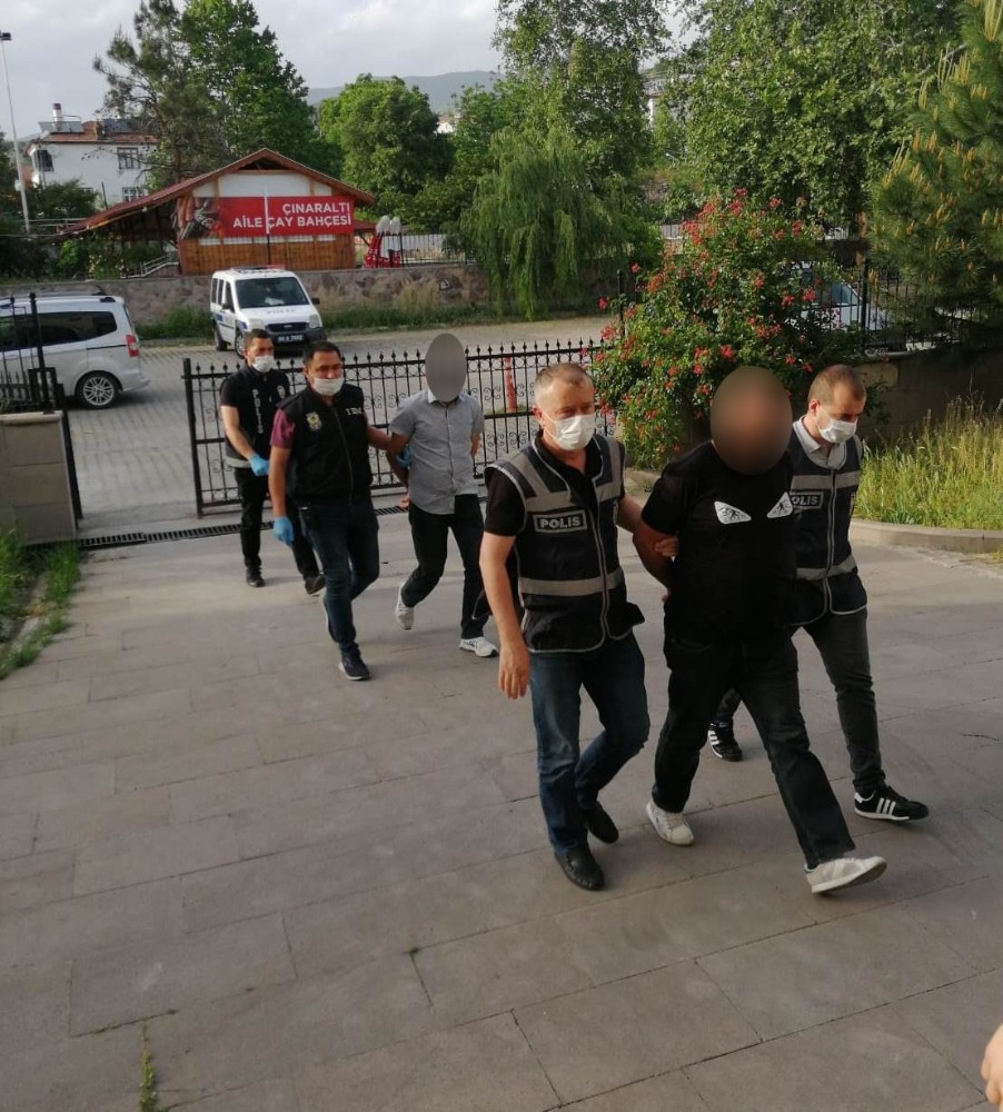 Tokat’ta sahte parayla dolandırıcılık yapan 3 kişi tutuklandı 