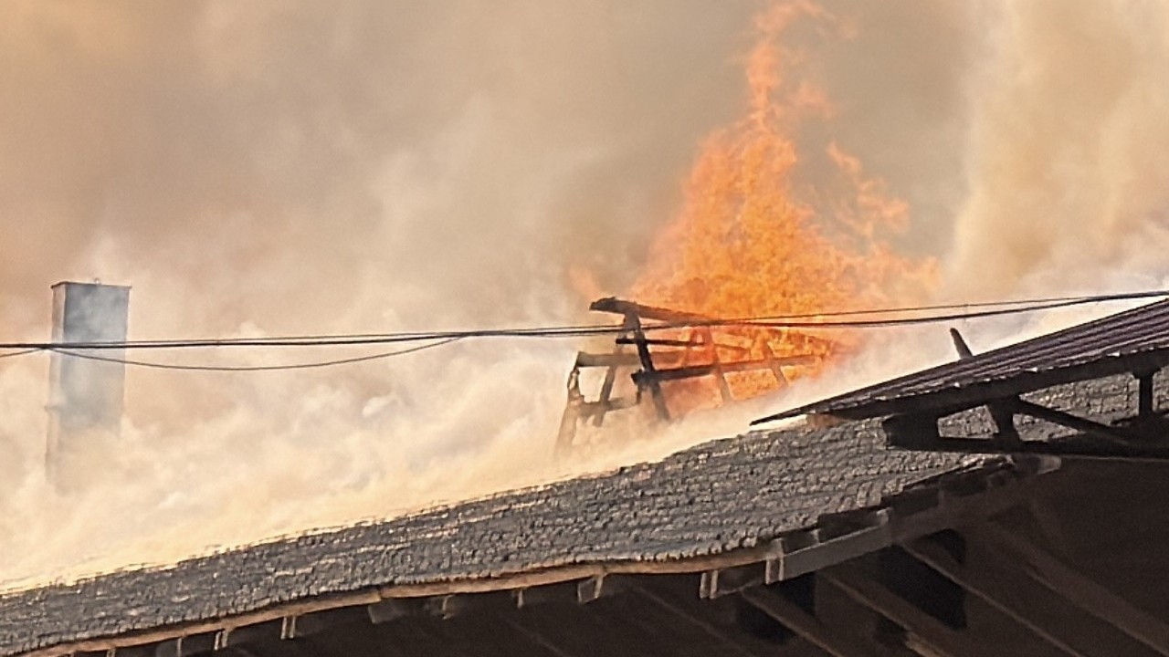 Tokat’ta tuğla fabrikasında yangın