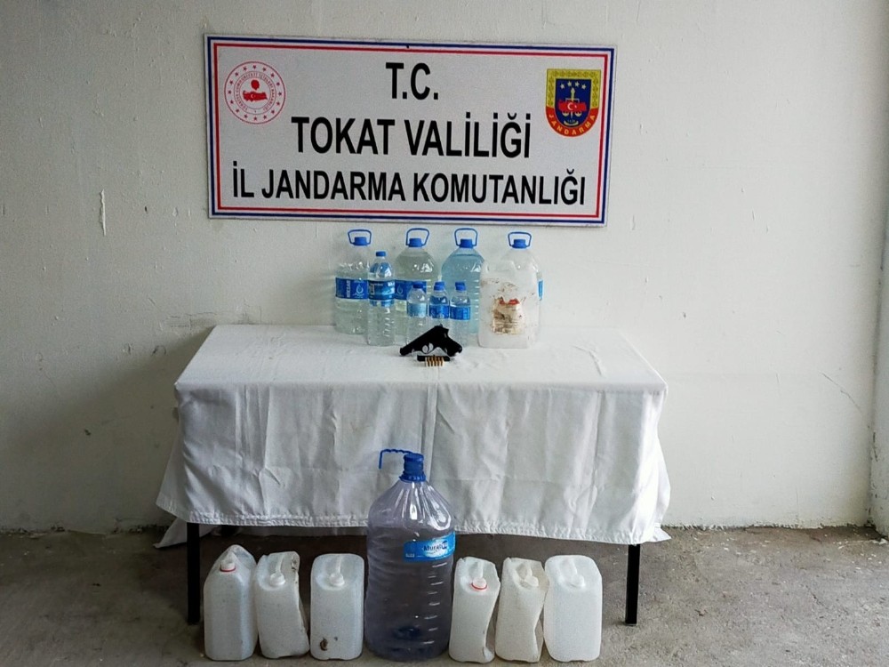 Tokat’ta üretilen sahte içki piyasaya sürülemeden yakalandı 