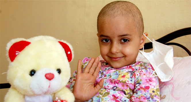 Tokat'ta yaşayan lösemi hastası Nisanur yardım bekliyor