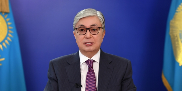 Tokayev, cumhurbaşkanlığı seçimini açık ara önde götürüyor