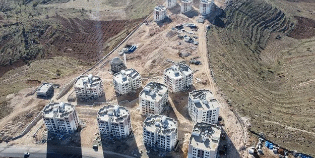 TOKİ arazilere mi çöktü? "Ev yapılmasını bekleyen 250 kişi mağdur oldu" iddiasına cevap geldi