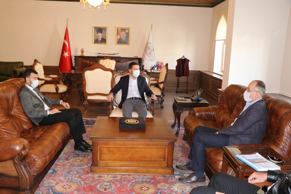 TOKİ Başkanı Bulut: “Şantiyelerimizde çalışmalarımız devam edecek” 