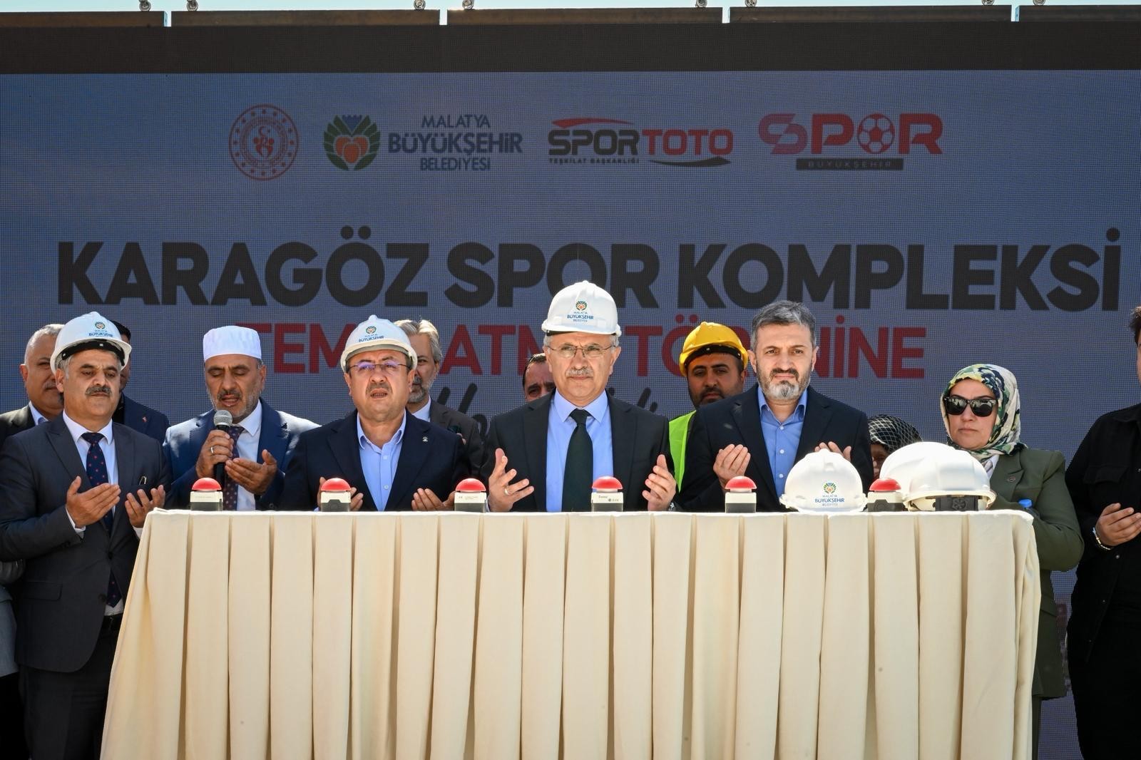 TOKİ Karagöz Spor Kompleksi’nin Temel Atma Töreni Yapıldı