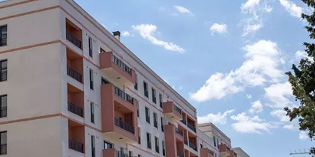 TOKİ'den ucuz konut hamlesi! Düşük peşinat ve taksit imkanı, şartlar beli oldu