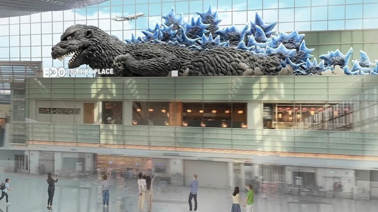 Tokyo’nun havalimanında yolcuları artık Godzilla karşılayacak