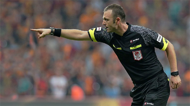 Tolga Özkalfa'dan tartışma çıkartan karar