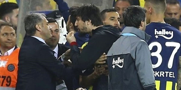 Tolga Zengin'e Fenerbahçe'den şok!