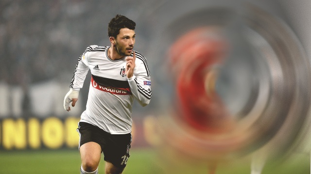 Tolgay Arslan fırtına oluyor