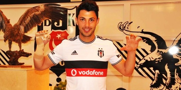 Tolgay Arslan'ı polis kurtardı!