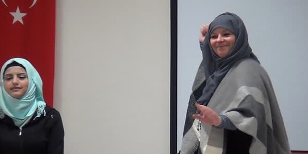 Tony Blair'in baldızı, nasıl Müslüman olduğunu anlattı