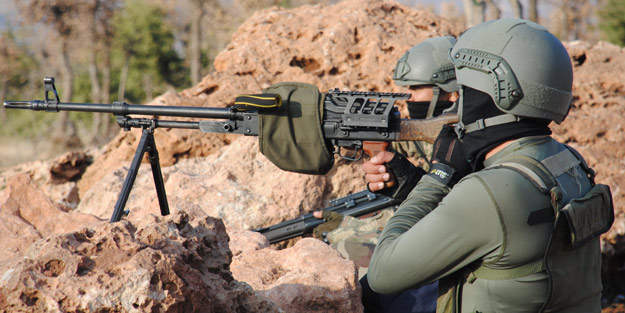 300 PKK'lı kıstırıldı