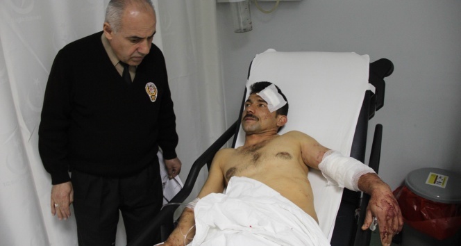 Top kavgasında 1'i ağır 3 kişi silahla yaralandı