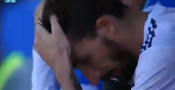 Topal hazırlık maçında sakatlanarak oyuna devam edemedi