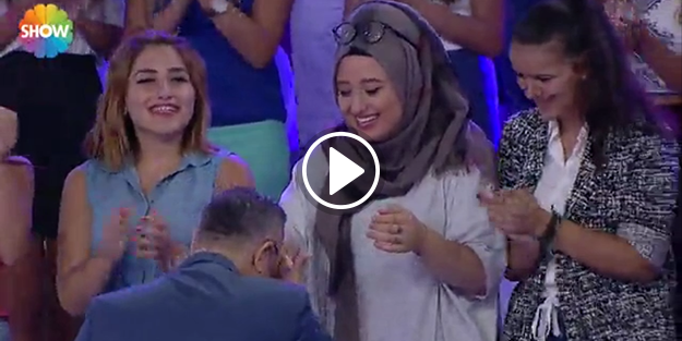 Mehmet Ali Erbil şimdi de tesettürlü kıza asıldı