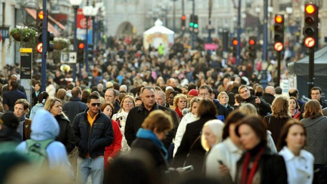 Toplumun uyutulması ve sürü psikolojisi